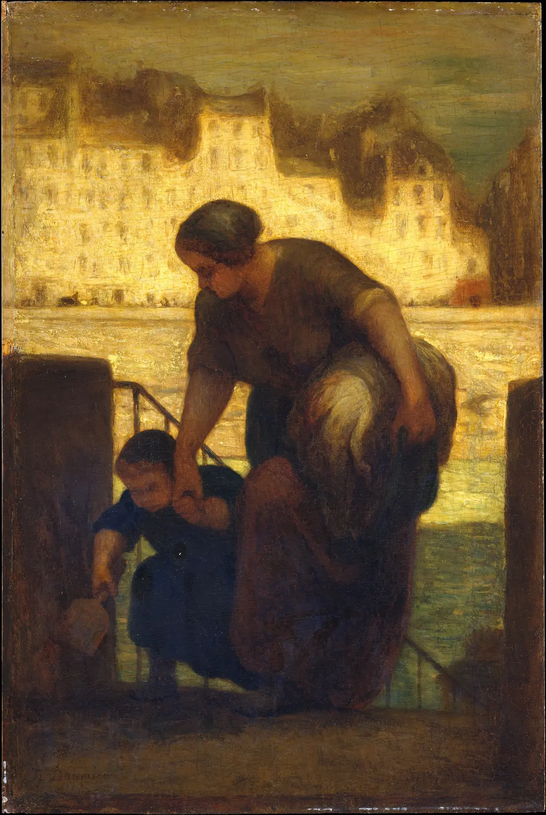 Pintura de uma lavadeira em tons de ocre e verde-oliva: uma mulher de lenço na cabeça desce uma escada de cais, inclinada para a frente, com uma trouxa de roupa branca apoiada no quadril e a mão de uma criança pequena na sua; ao fundo, a margem de um rio e fachadas de prédios banhadas de luz amarela.